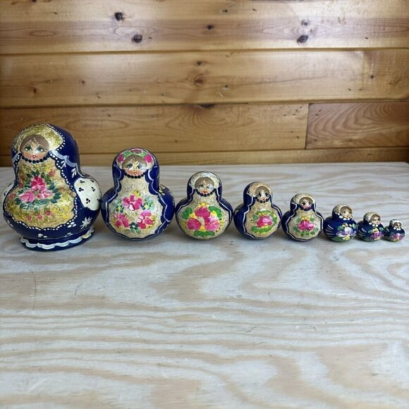 Vintage Russian Nesting Doll 8 Piece Set Girl With Flowers Rare Set - Picture 1 of 8